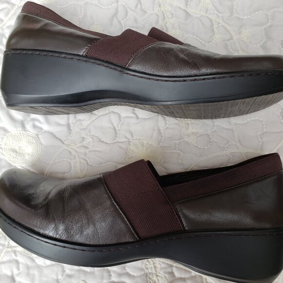 EUC EASY SPIRIT ESDILLONA premium leather platform wedges (9) chocolatey brown - Picture 7 of 7